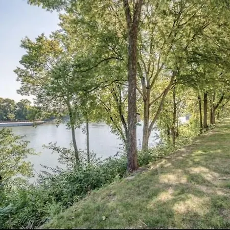 Apartment Downtown Riverfront Unit 762