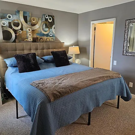 Aparthotel New Listing! Gorgeous Downtown Walk To On The River #3 Nashville