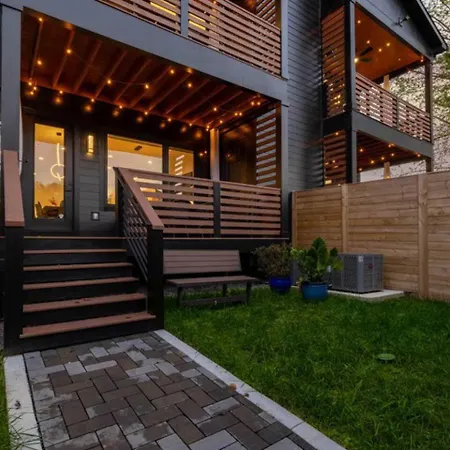 Holiday home Urban Oasis: Modern Luxury Near Downtown *