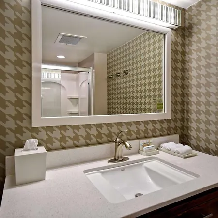 Home2 By Hilton Vanderbilt, Tn 3*