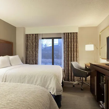 Hotel Hampton & Nashville-downtown Nashville