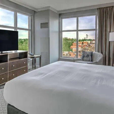 Hilton Hills Nashville