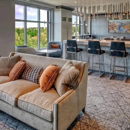 Hilton Hills Hotel Nashville