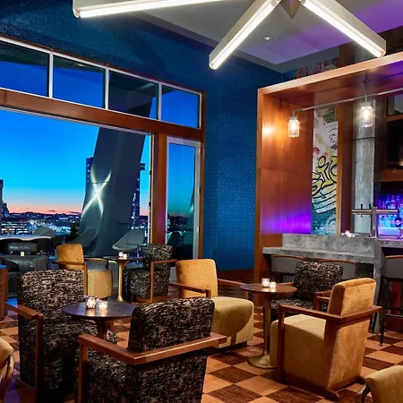 Hotel By Marriott Downtown/convention Center Nashville