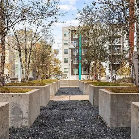 Two Story 2bd 2ba A Work Live * Nashville