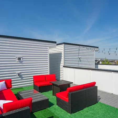 Luxury Townhome Skyline Views Mins To Dt *