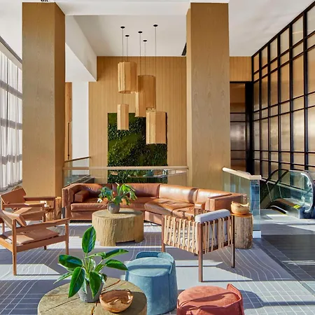 Embassy By Hilton Downtown Nashville
