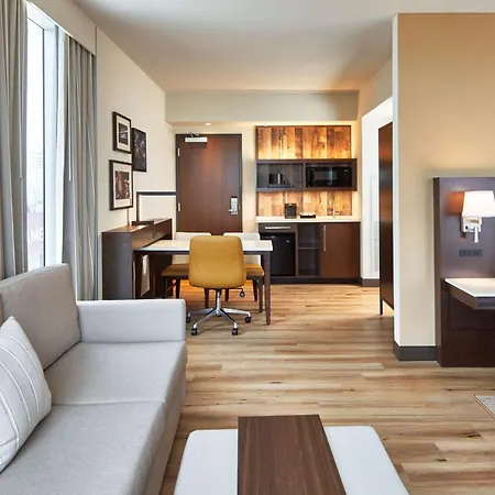 Hotel Embassy By Hilton Downtown 4*