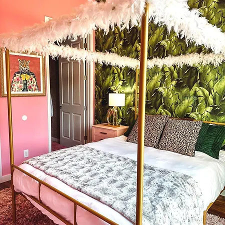 Dreaming With Dolly - Luxe Near Broadway * Nashville
