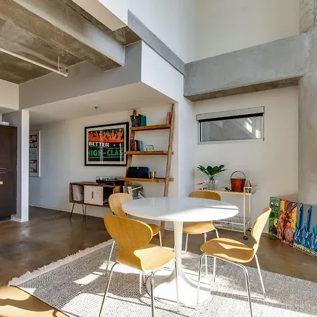 Holiday home Artsy Chic 1br 30day Min With Wifi Ac Parking Tv Furnished Rooftop Nashville