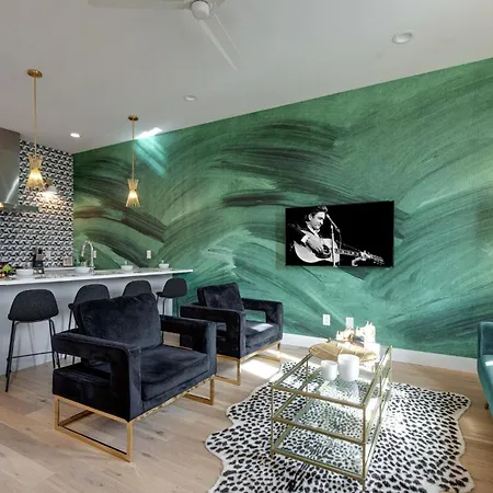 - 1106 Buchanan St Unit B