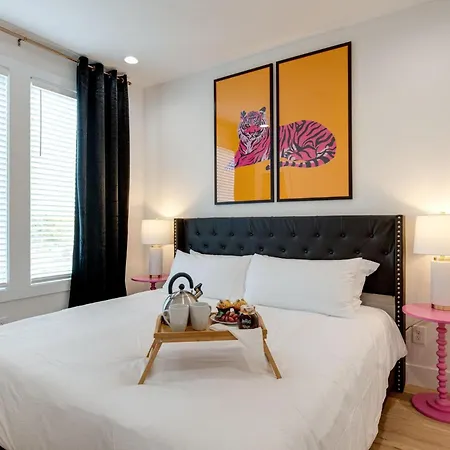 Holiday home - 1106 Buchanan St Unit B
