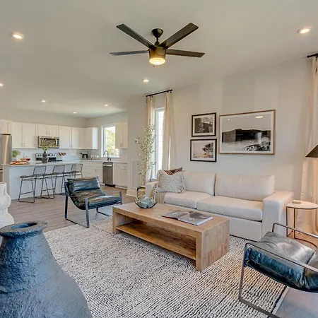 Holiday home - 5629 & 5631 Lenox Ave - Combo Nashville