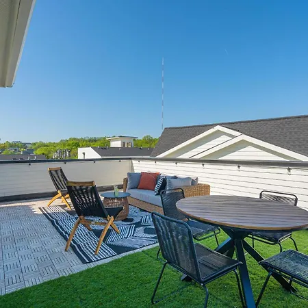 - 5623, 5625, 5627 & 5629 Lenox Ave - 4 Combo Holiday home *