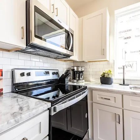 - 234 Oceola Ave