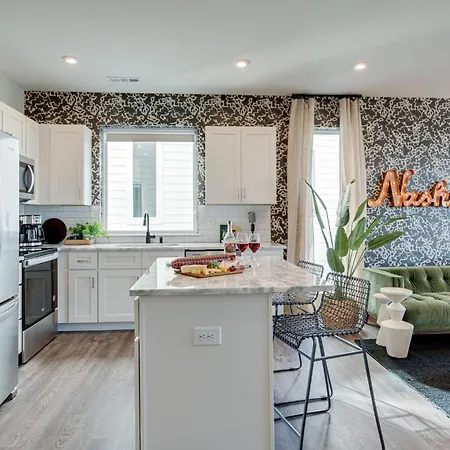- 5623, 5625, 5627 & 5629 Lenox Ave - 4 Combo Holiday home Nashville