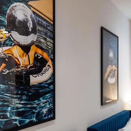 - 1106 Buchanan St Unit B Holiday home *