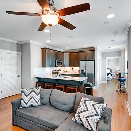 Modern Condo: Walk To Local Breweries!