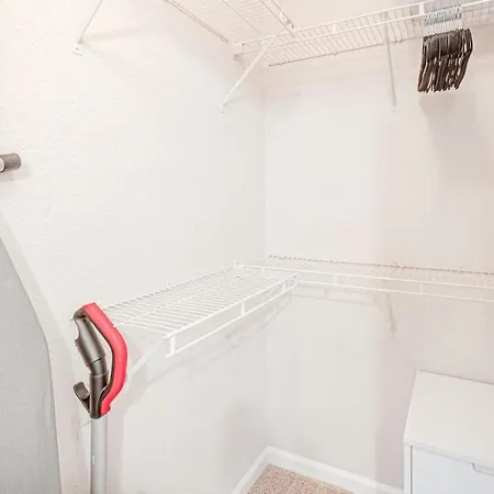Landing Modern With Amazing Amenities Apartment Nashville