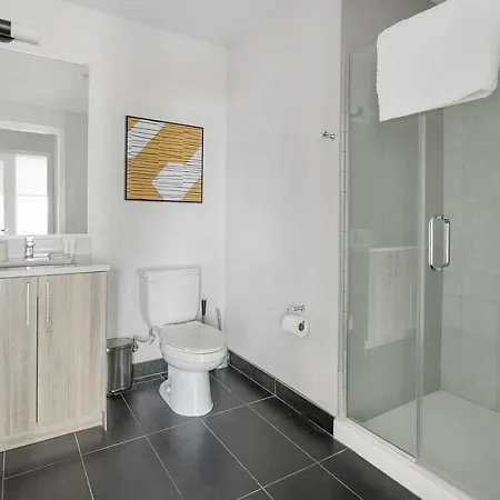 Apartment Landing - Modern With Amazing Amenities Nashville