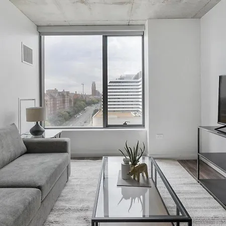 Landing - Modern With Amazing Amenities *