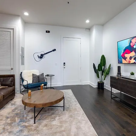 Lofts At 30th - Urban Utopia - 6 Mins To Broadway Holiday home *