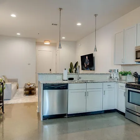Lofts At 30th - Modern Melody - 6 Mins To Broadway