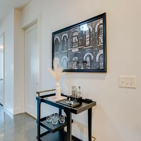 Holiday home Lofts At 30th - Modern Melody - 6 Mins To Broadway *