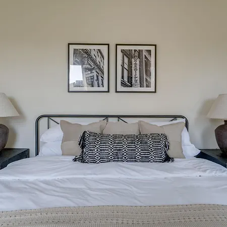 Lofts At 30th - Contemporary Country - Mins To Broadway Holiday home