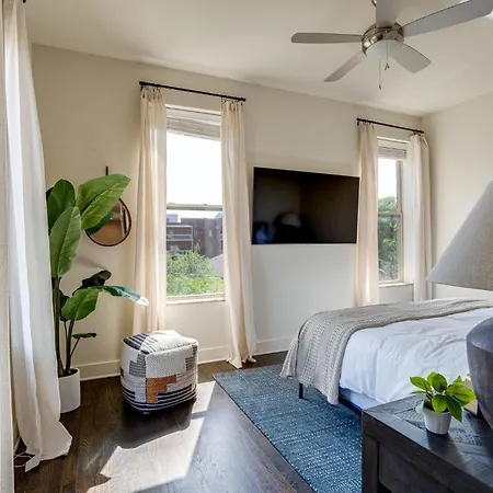 Lofts At 30th - Contemporary Country - Mins To Broadway Holiday home Nashville