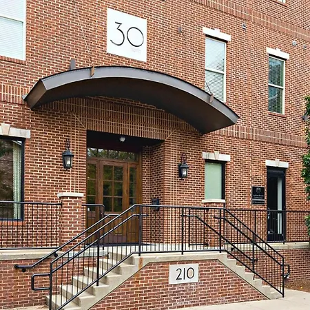 Holiday home Lofts At 30th - Urban Utopia - 6 Mins To Broadway *