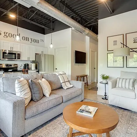 With 2 Queen Beds 7 Mins To Dt Apartment Nashville