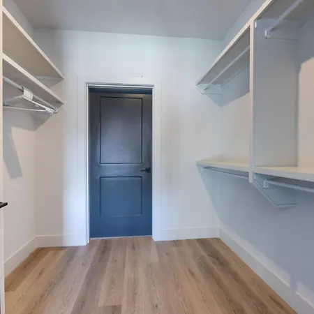 Pantheon - Odyssey - Heart Of Midtown Holiday home *