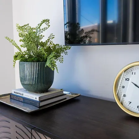 Midtown Meadow - Odyssey - Heart Of Midtown Holiday home *