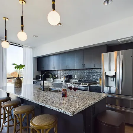 Foxtrot Tango - 2 New Homes - 12 South Holiday home