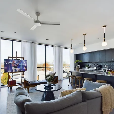 Foxtrot Tango - 2 New Homes - 12 South Nashville