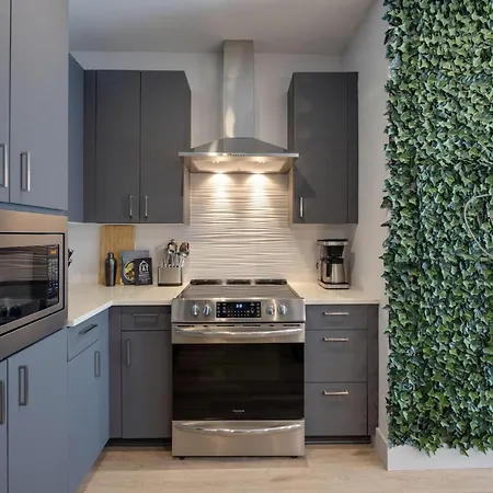 Midtown Meadow - Odyssey - Heart Of Midtown