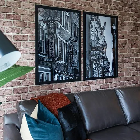 Hotel Plethora - Odyssey - Heart Of Midtown