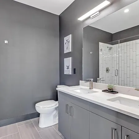 Rockin Retreat - Odyssey - Heart Of Midtown Holiday home *