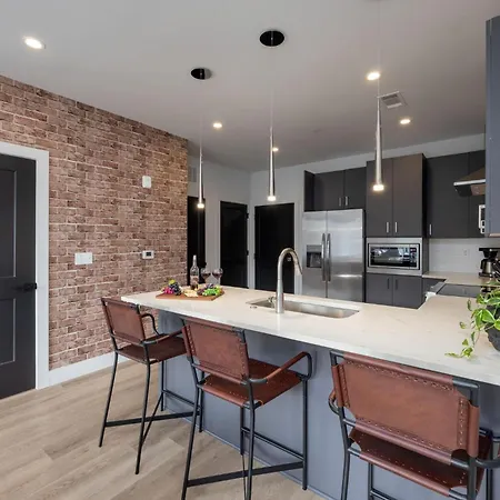 Muse - Odyssey - Heart Of Midtown Holiday home Nashville