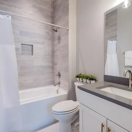 Double Treble - Sleeps 24 - 2 Townhomes * Nashville