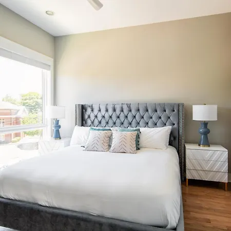 Double Treble - Sleeps 24 - 2 Townhomes Holiday home *