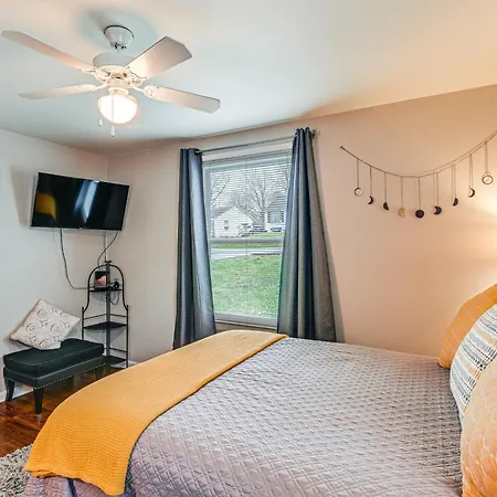 Cozy Retreat With Deck About 6 Mi To Downtown * Nashville