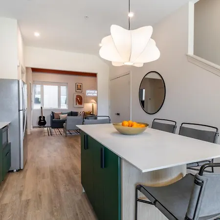 Conway C205 By Avantstay Balcony W City Views 5mins To Broadway Apartment