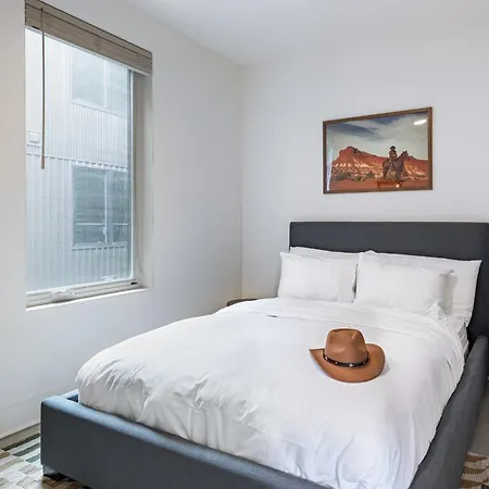 Outrider 107 By Avantstay Perfect Nash Location Hotel *