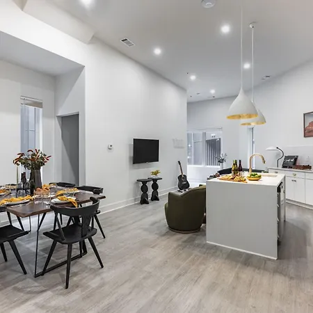 Hotel Outrider 107 By Avantstay Perfect Nash Location