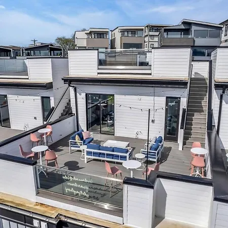 New Nash Eras - Rooftop Decks With Hot Tub - 15 Beds *