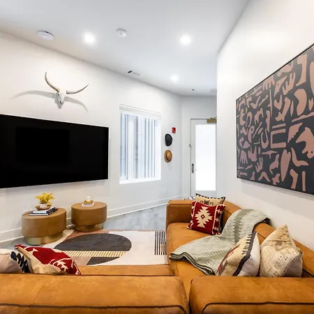 Apartment Outrider 113 By Avantstay Accessible Bathrooms *