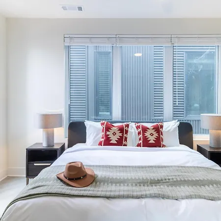 Outrider 113 By Avantstay Accessible Bathrooms *