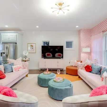 Butterfly Bnb~modern Luxury~giant Rooftop~9min Dt *